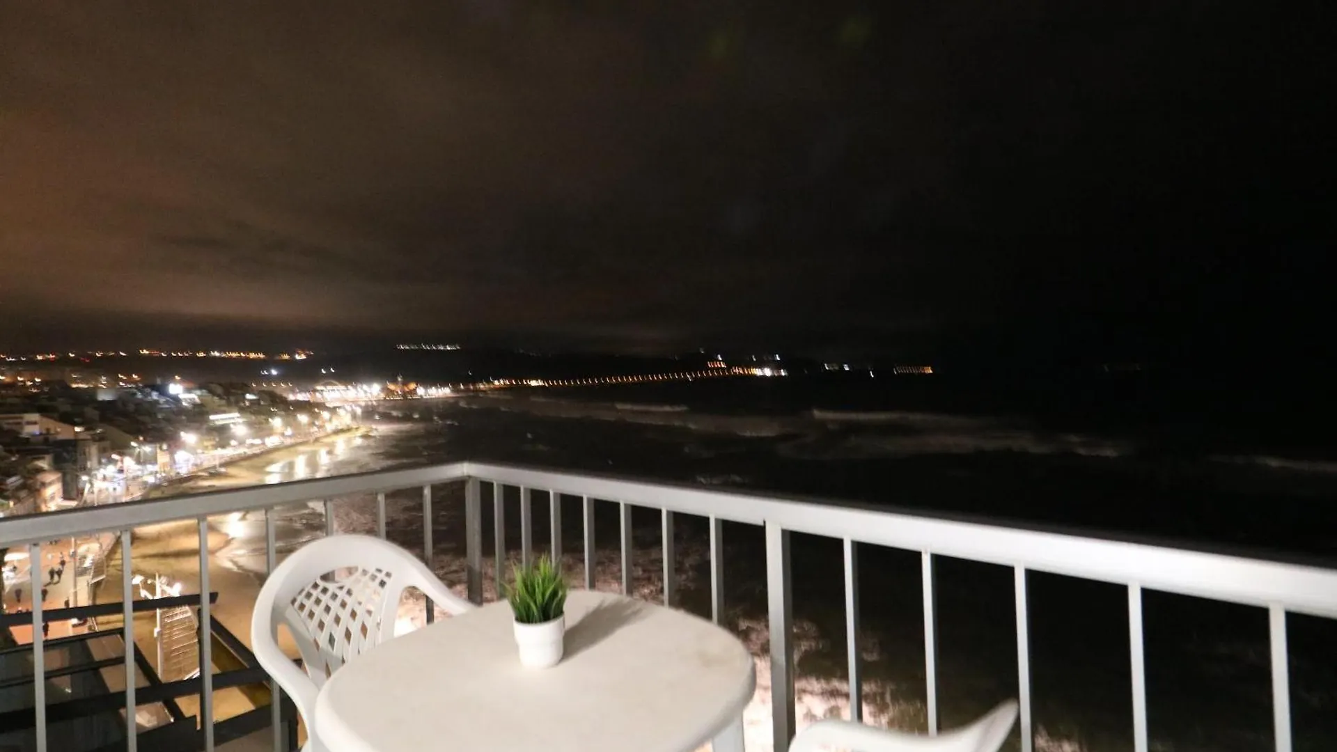 Skyline Beachfront Retreat 라스팔마스 0*,  스페인